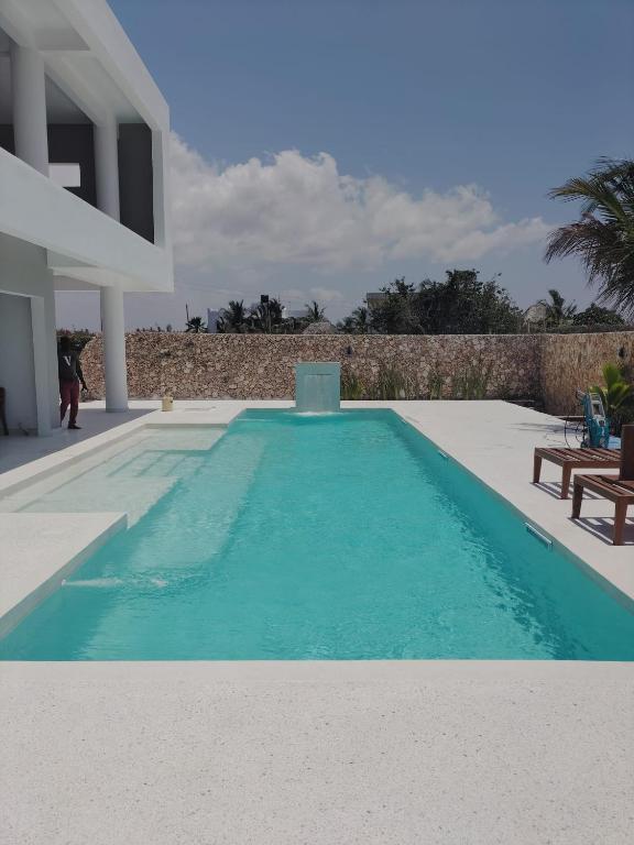 White Pearl Watamu